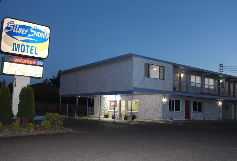 Silver Sands Motel