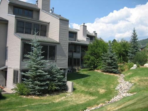 리조트 Sunburst Condominiums