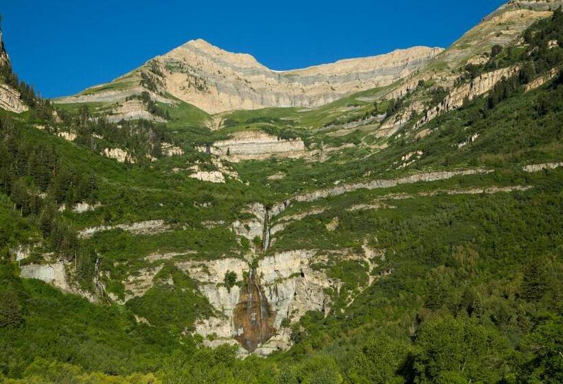 Sundance Mountain Resort