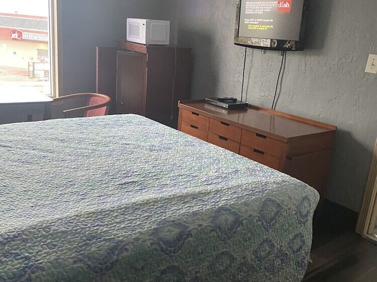 Surf Motel And Apartments