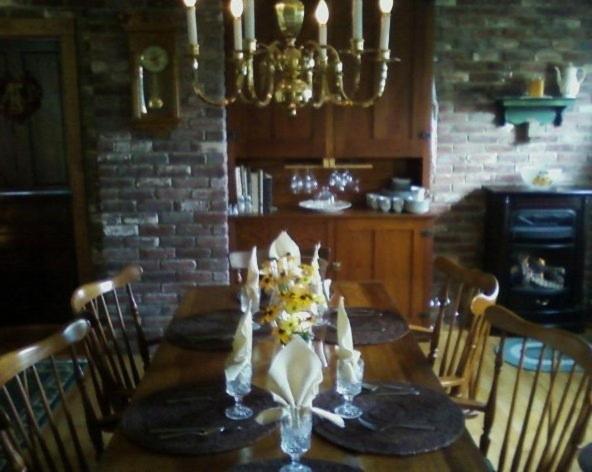 The Bella Ella Bed And Breakfast