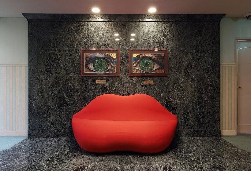 Отель Bella Vita