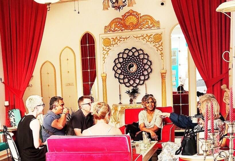 ホテル The Royal Hermitage