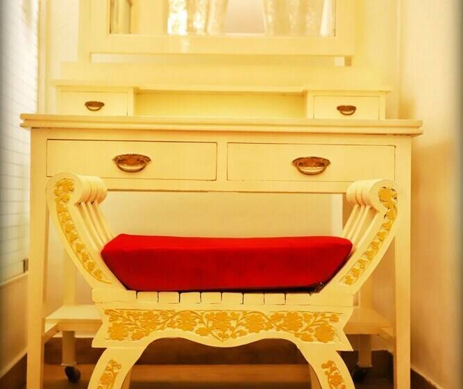 ホテル The Royal Hermitage