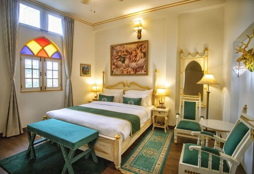 ホテル The Royal Hermitage