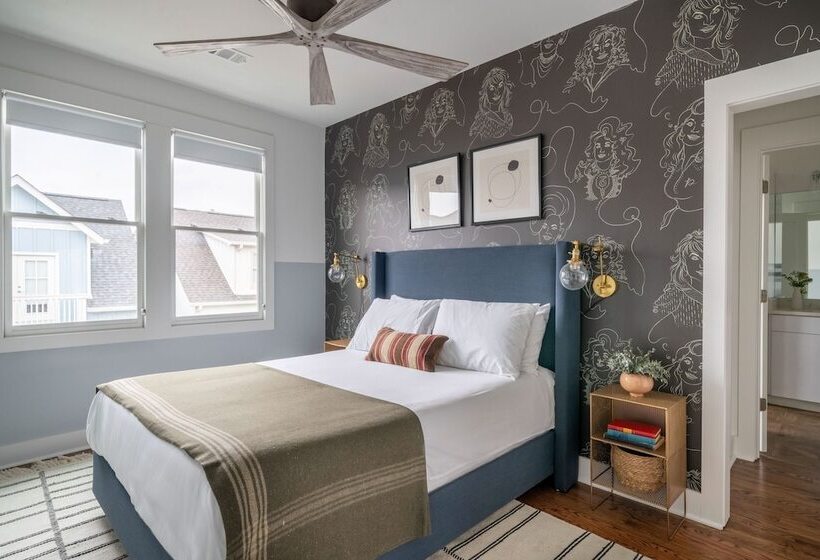 Loretta By Avantstay Beautiful 4br Condo In Heart Of Nashville