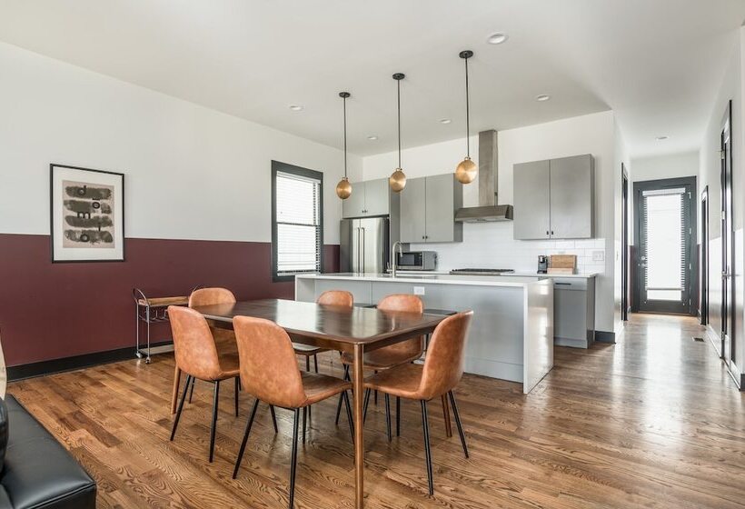 Loretta By Avantstay Beautiful 4br Condo In Heart Of Nashville