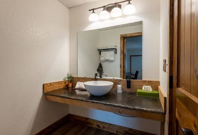 酒店 Springs Lodge & Cafe