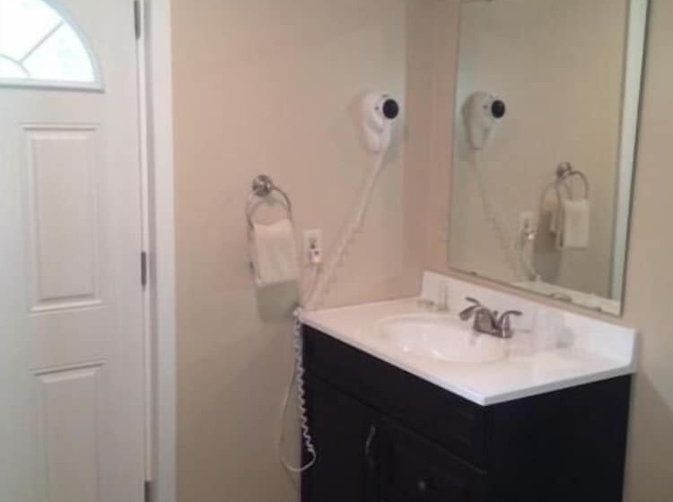 Attitash Motel