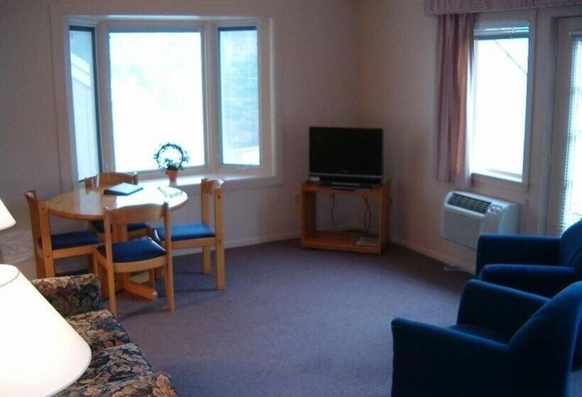 Attitash Motel