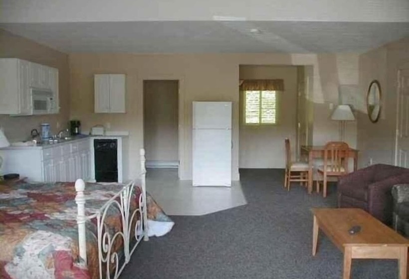 Attitash Motel