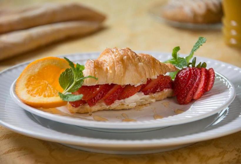 1840 Inn On The Main Bed And Breakfast