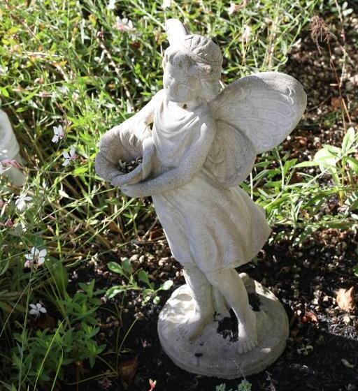 An English Garden Bed & Breakfast