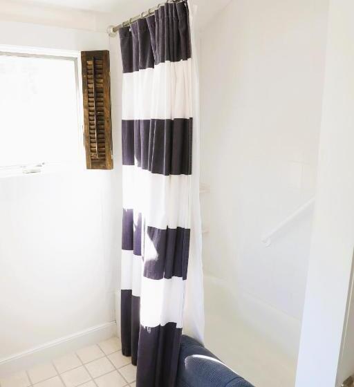 An English Garden Bed & Breakfast