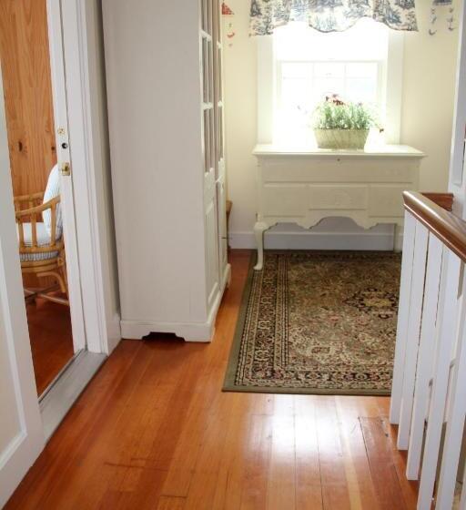 An English Garden Bed & Breakfast