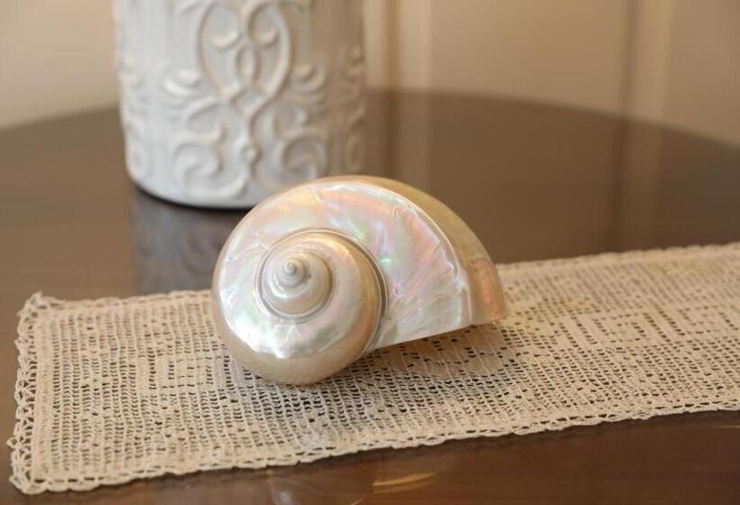 An English Garden Bed & Breakfast