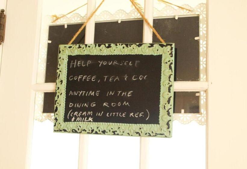 An English Garden Bed & Breakfast