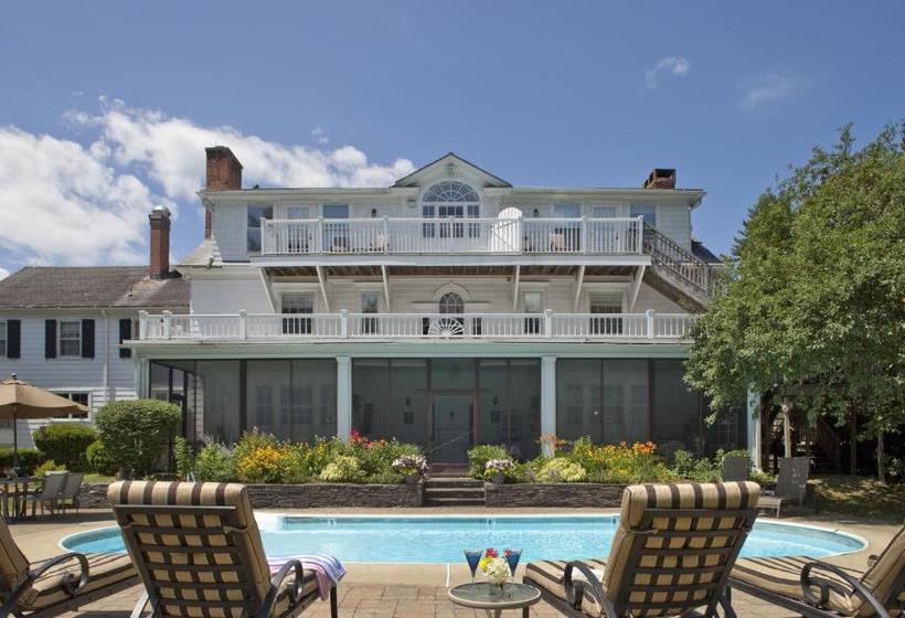 تختخواب و صبحانه Applegate Inn