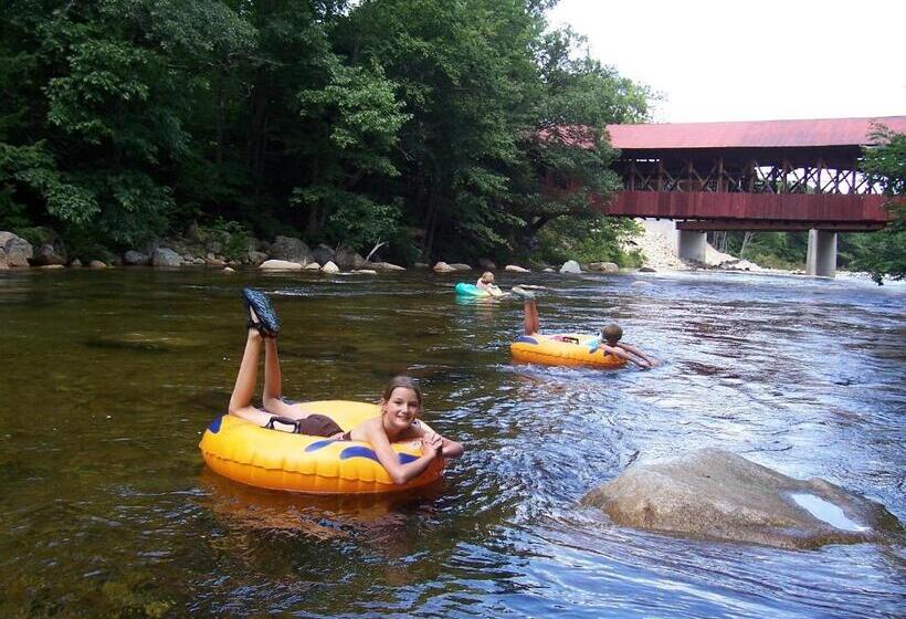 민박 Covered Bridge House