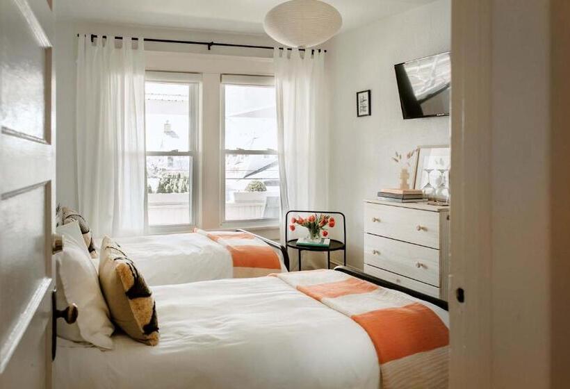 ベッドアンドブレックファースト The Bentley Inn