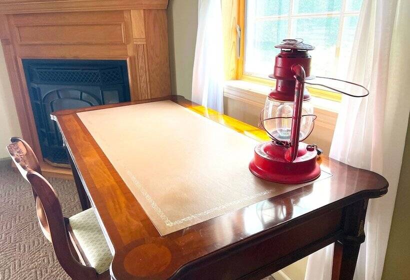 민박 The Inn At Stockbridge