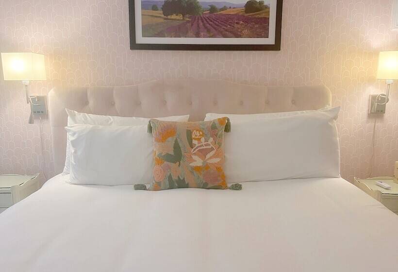 민박 The Inn At Stockbridge