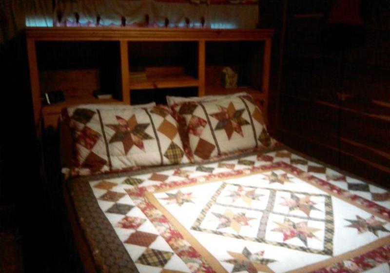 تختخواب و صبحانه Trail S End Guest House