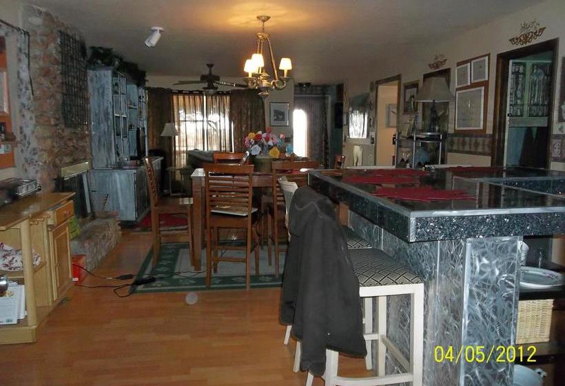 Dumplin Patch Bed & Breakfast