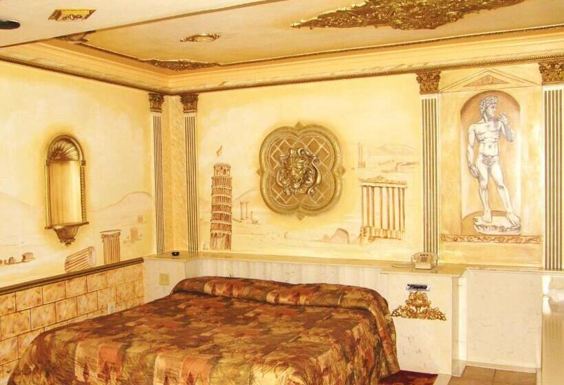 Gallery Holiday Motel