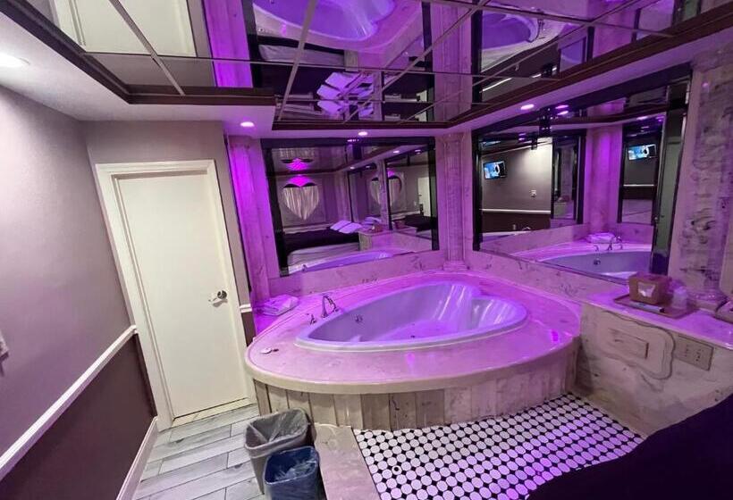 Gallery Holiday Motel