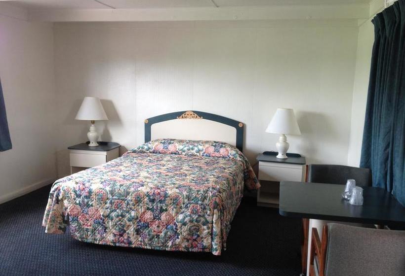 Helen Apartments & Motel