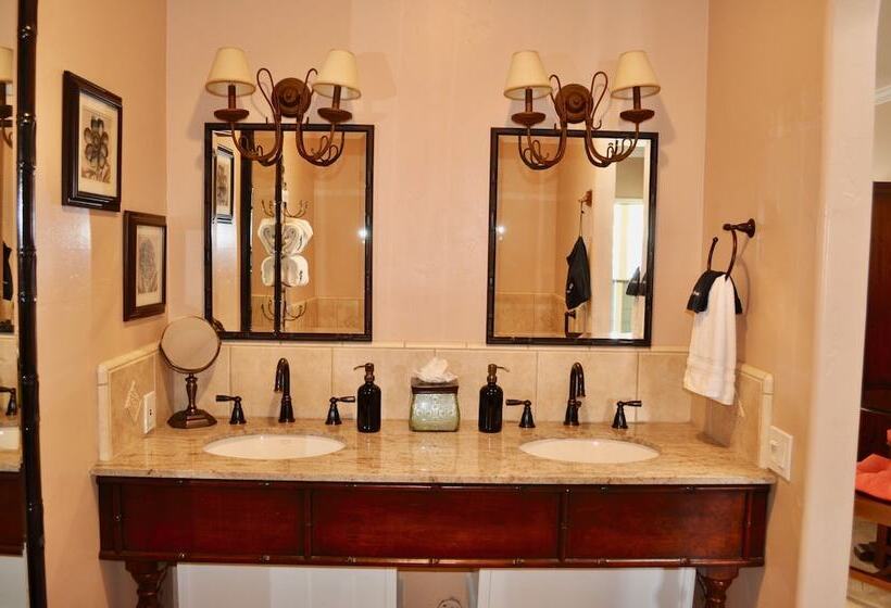 فندق Cayucos Sunset Inn