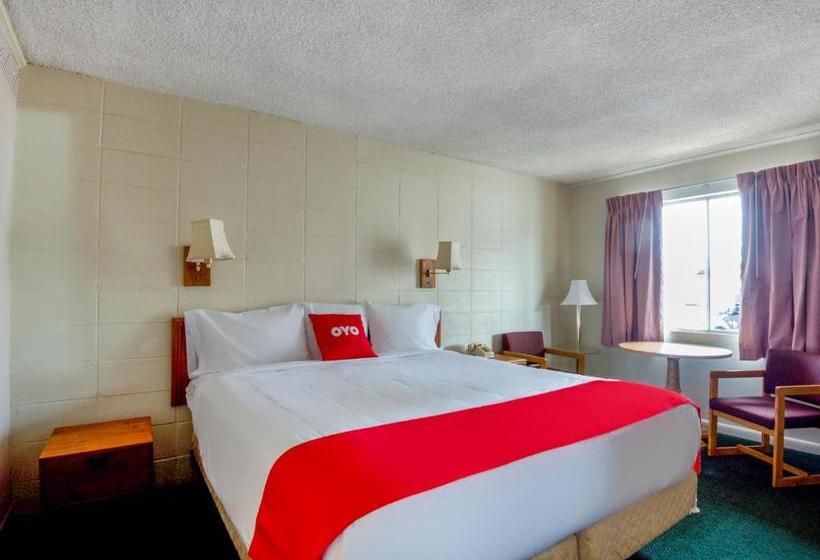 فندق Deluxe Inn