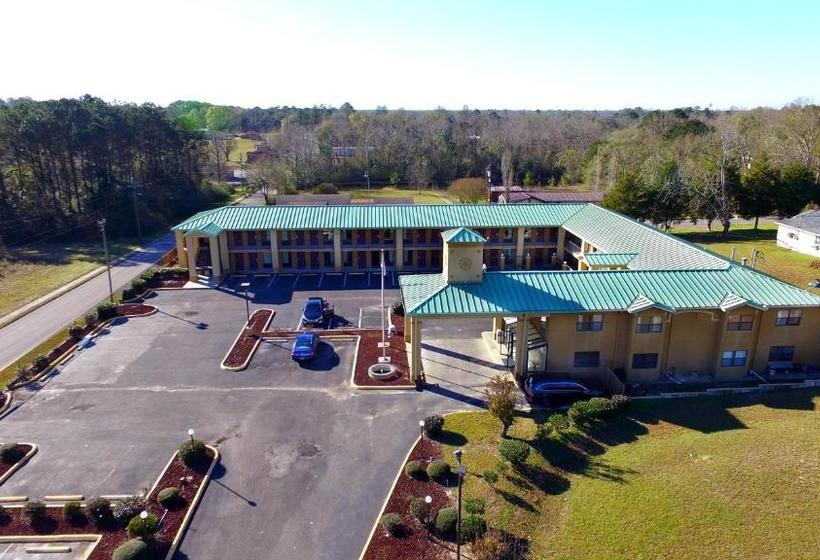 בית מלון כפרי Executive Inn Opp