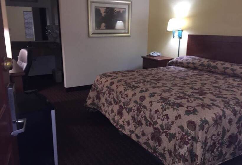 هتل Executive Inn