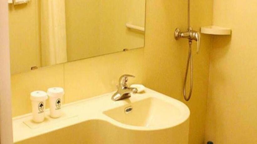 Отель Greentree Inn Beijing Tonzhou Maju Bridge No.2 Express