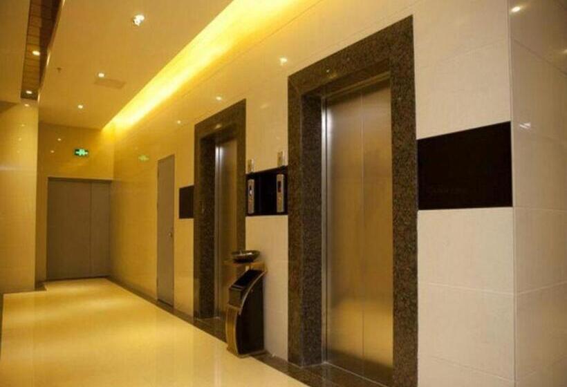 Отель Greentree Inn Hainan Haikou Jinniu Road Business