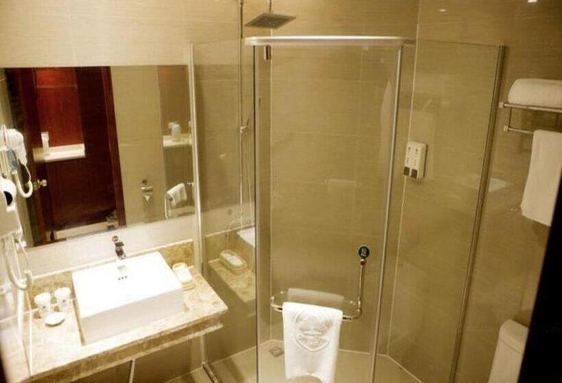 Отель Greentree Inn Hainan Haikou Jinniu Road Business