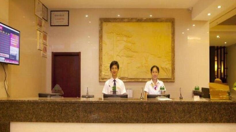 Отель Greentree Inn Hainan Haikou Jinniu Road Business