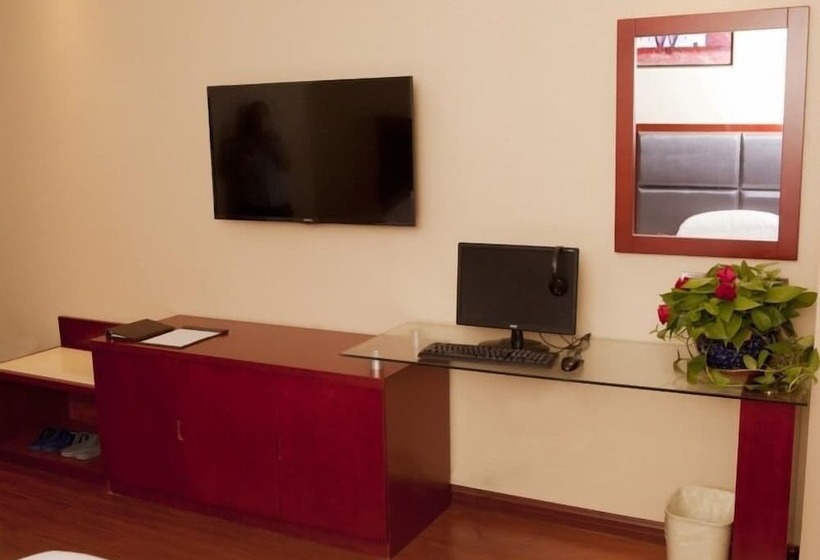 Отель Greentree Inn Hainan Haikou Jinniu Road Business