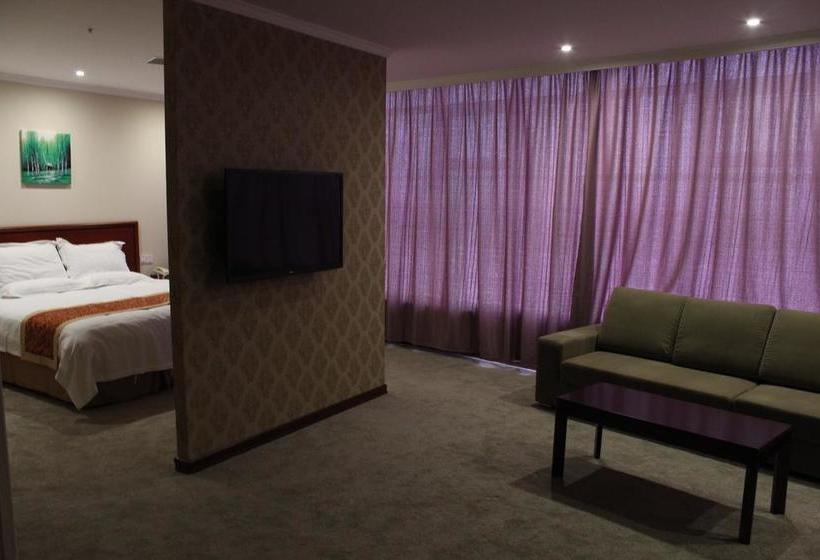 Отель Greentree Inn Shanghai Jiading Fangzhou Times Square Express