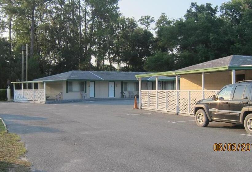 فندق High Springs Country Inn