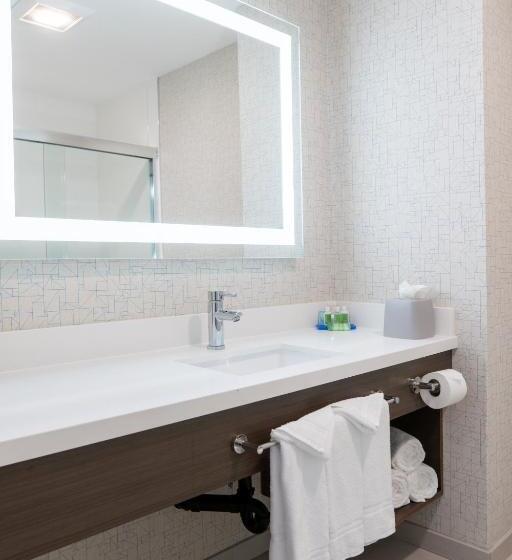 호텔 Holiday Inn Express & Suites   Lake Forest, An Ihg