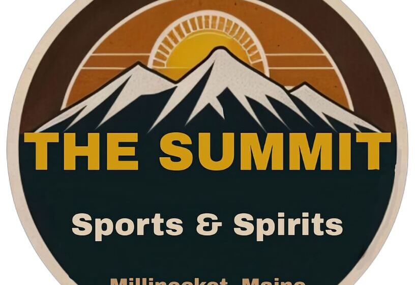 فندق Katahdin Inn & Suites