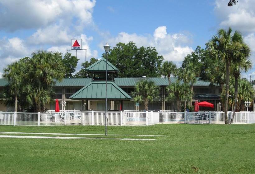 فندق Kinderlou Inn