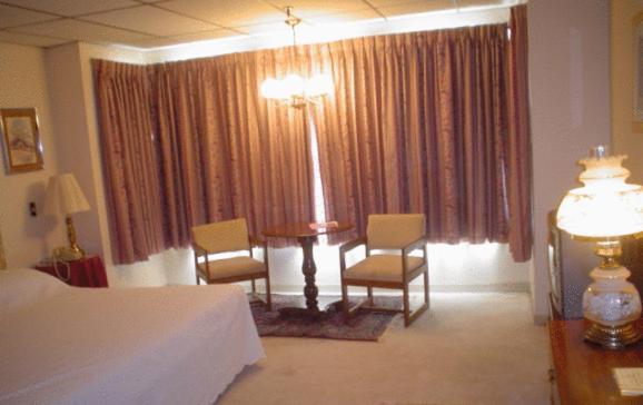 فندق Old National