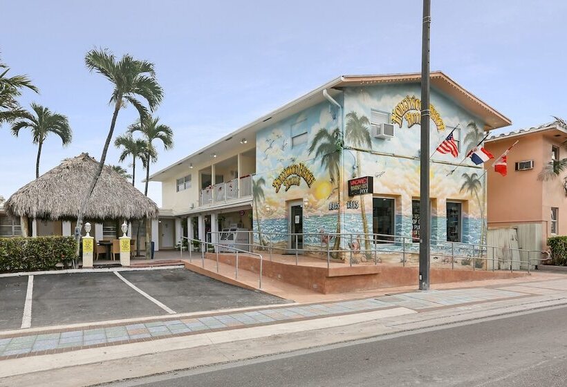 Отель Paradise Oceanfront By Hbh