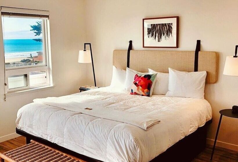 酒店 Pier View Suites