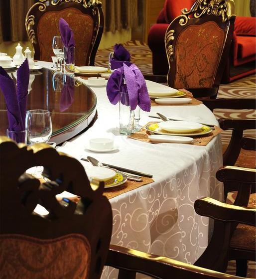 호텔 Plaza Holiday Inn Jiayuguan