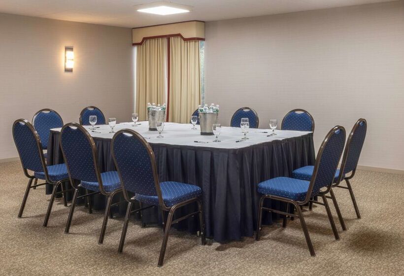 Radisson Hotel Hauppauge Long Island